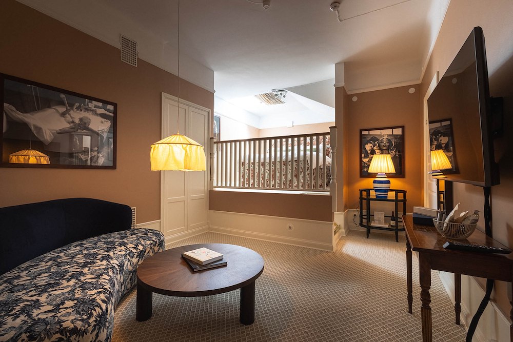 Hill House Junior Suite